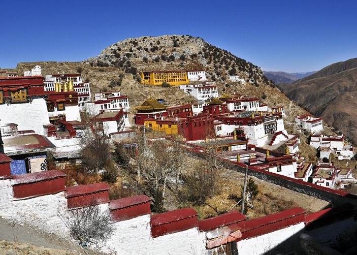 5 Days Lhasa Tour with Ganden Monastery & Drak Yerpa-TravelChinaTibet.com