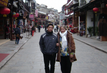 Bruce and client at Yangshuo West Street